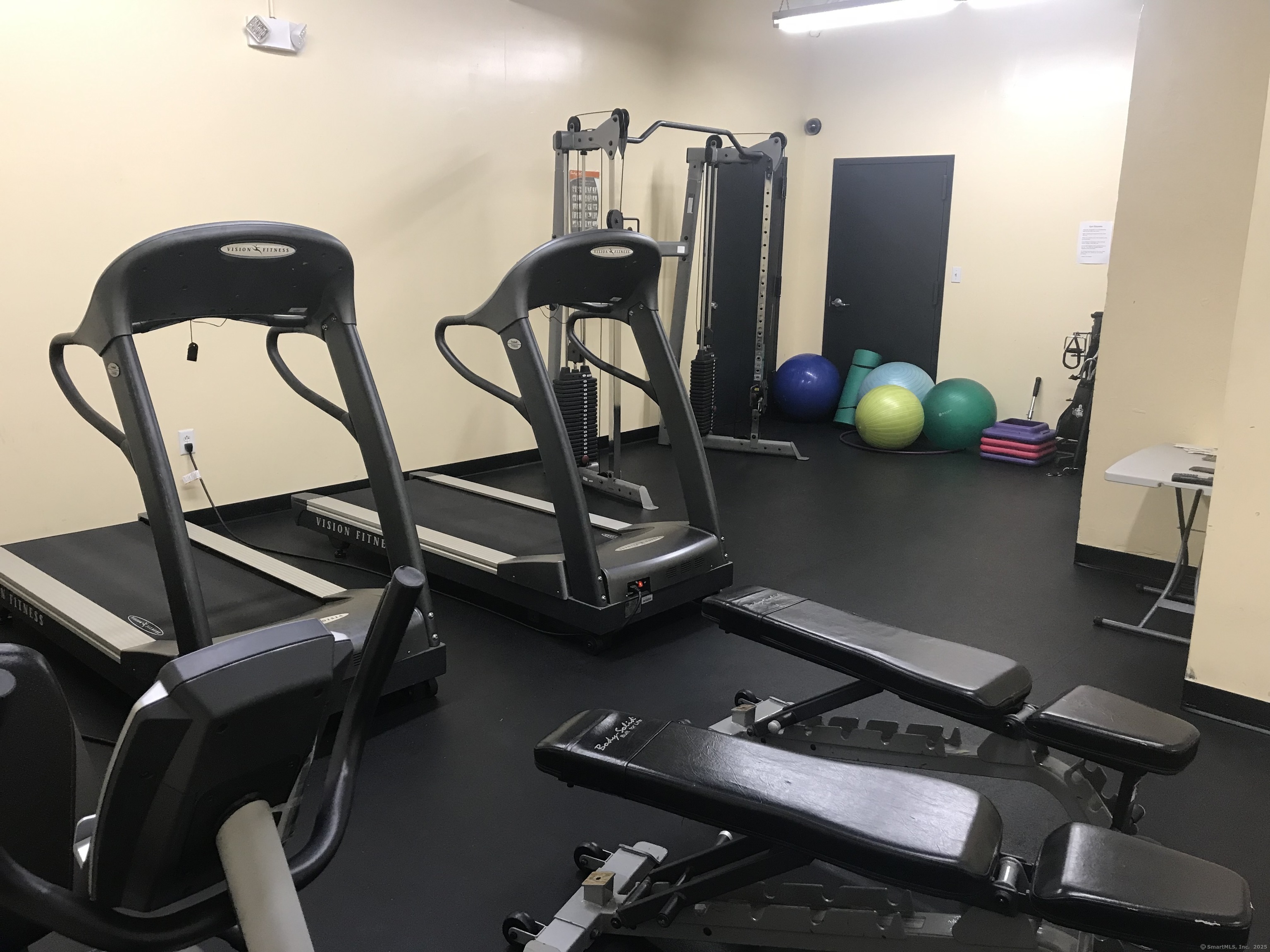 124 Court Street, Unit 1103 New Haven, CT 06511 - Photo 19 of 21