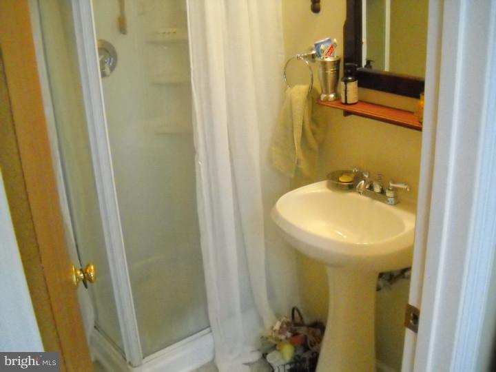 708 West Evesham Road Glendora, NJ 08029 - Photo 11 of 14