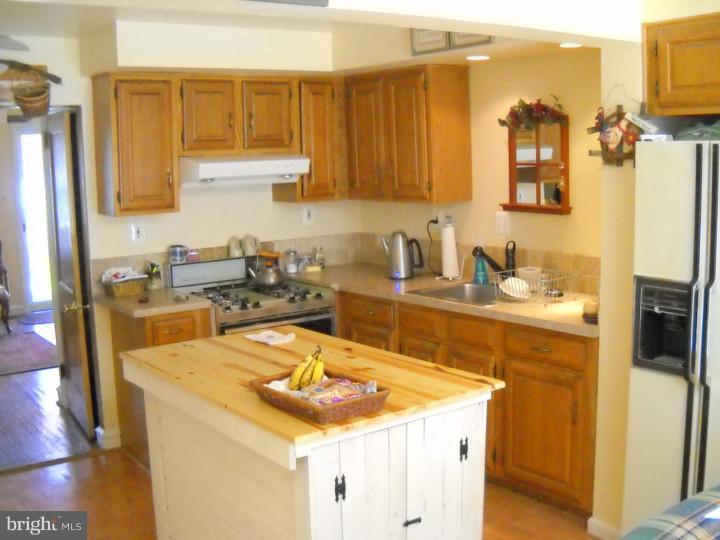 708 West Evesham Road Glendora, NJ 08029 - Photo 5 of 14