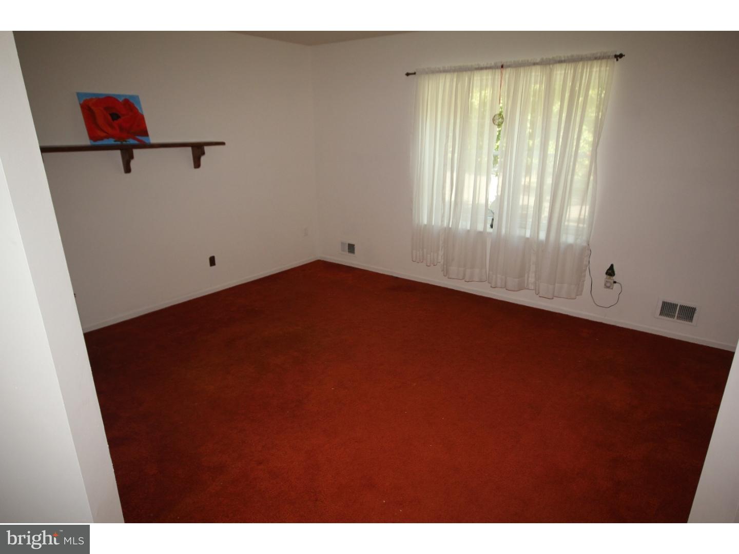 73 Allison Road Hightstown, NJ 08520 - Photo 2 of 13 Gallery Image 2