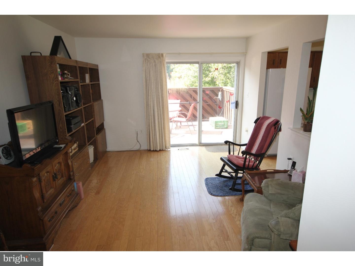 73 Allison Road Hightstown, NJ 08520 - Photo 5 of 13 Gallery Image 5
