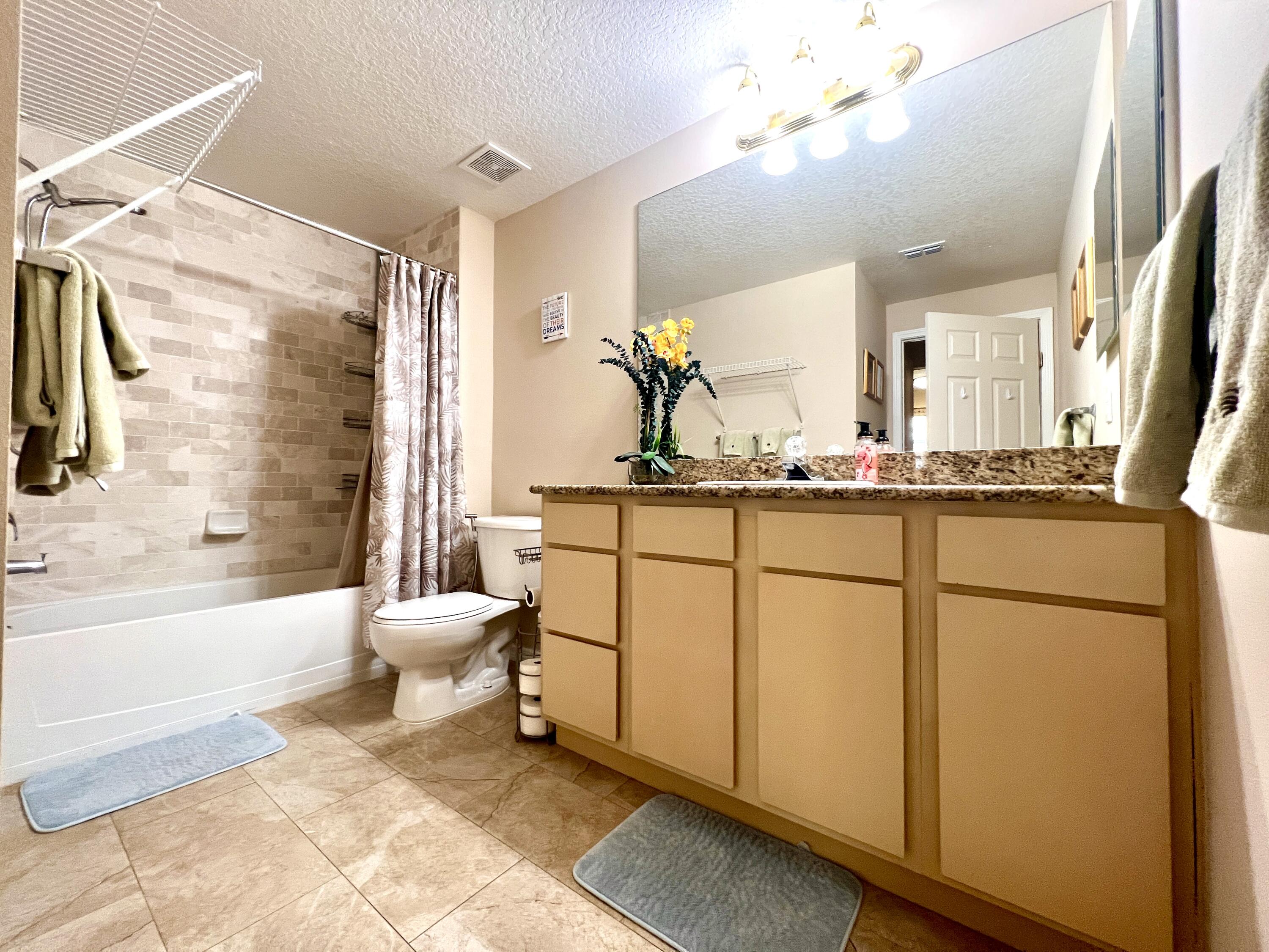 1601 Southeast Pomeroy Street Stuart, FL 34997 - Photo 8 of 46 49388A96-CA56-49C7-81C2-29FFD9B579CA