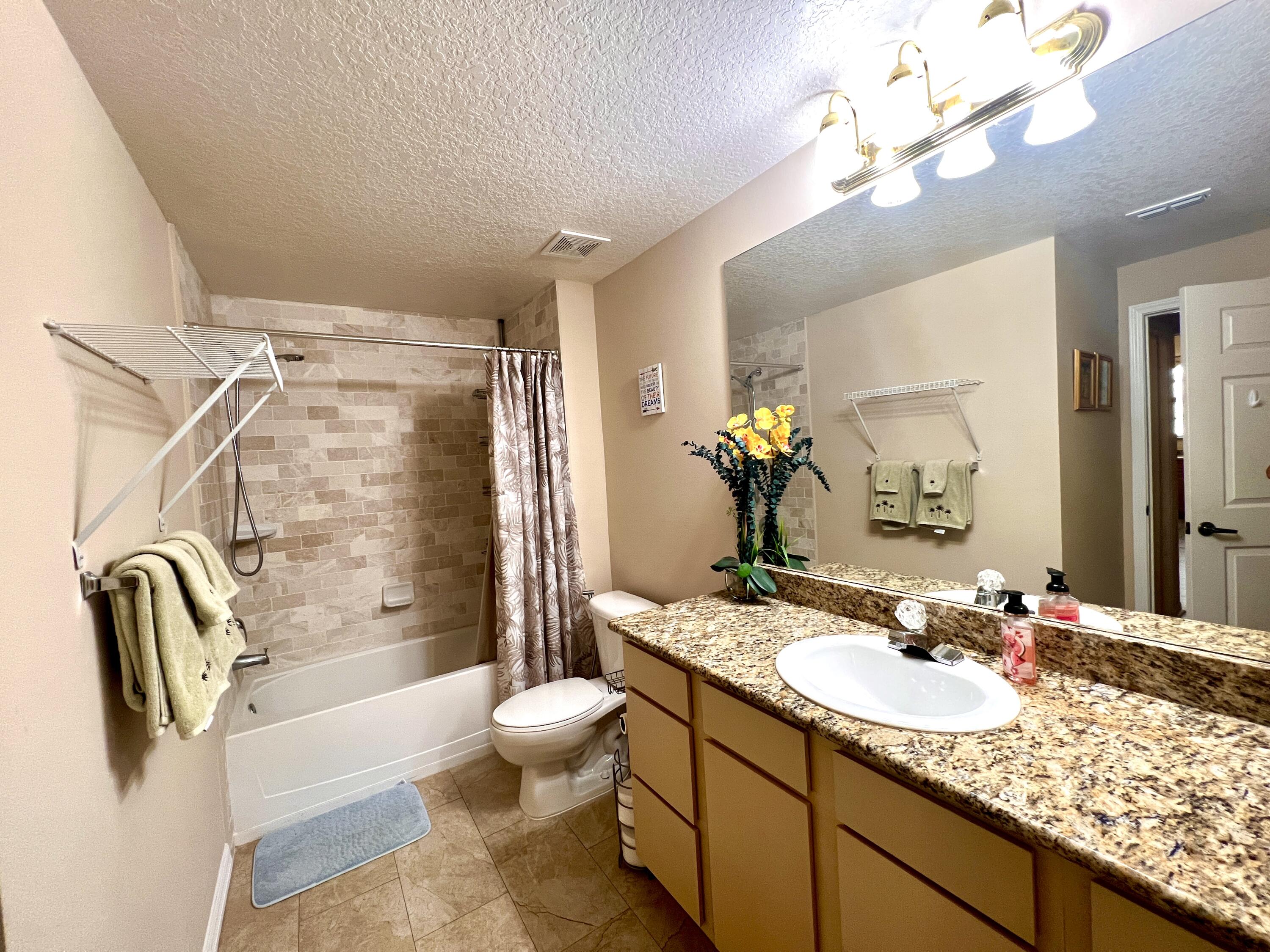 1601 Southeast Pomeroy Street Stuart, FL 34997 - Photo 9 of 46 8C5A704E-22F7-4DB4-A5EE-37C566686B68