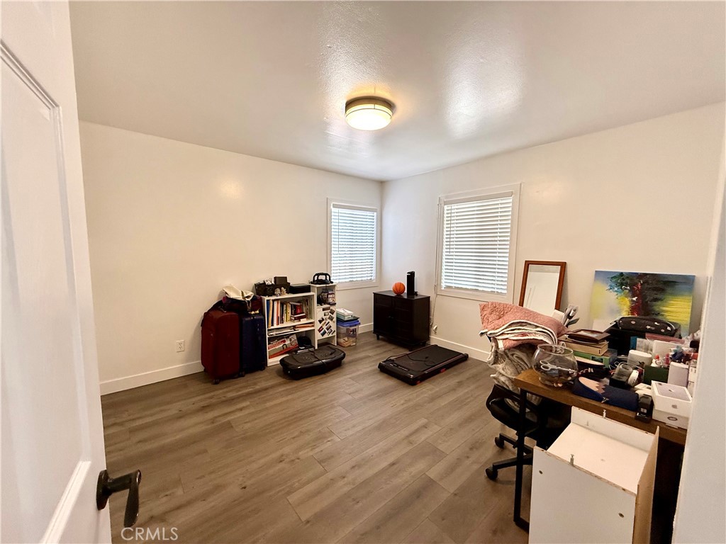 22433 Island Carson Ca Carson, CA 90745 - Photo 18 of 54