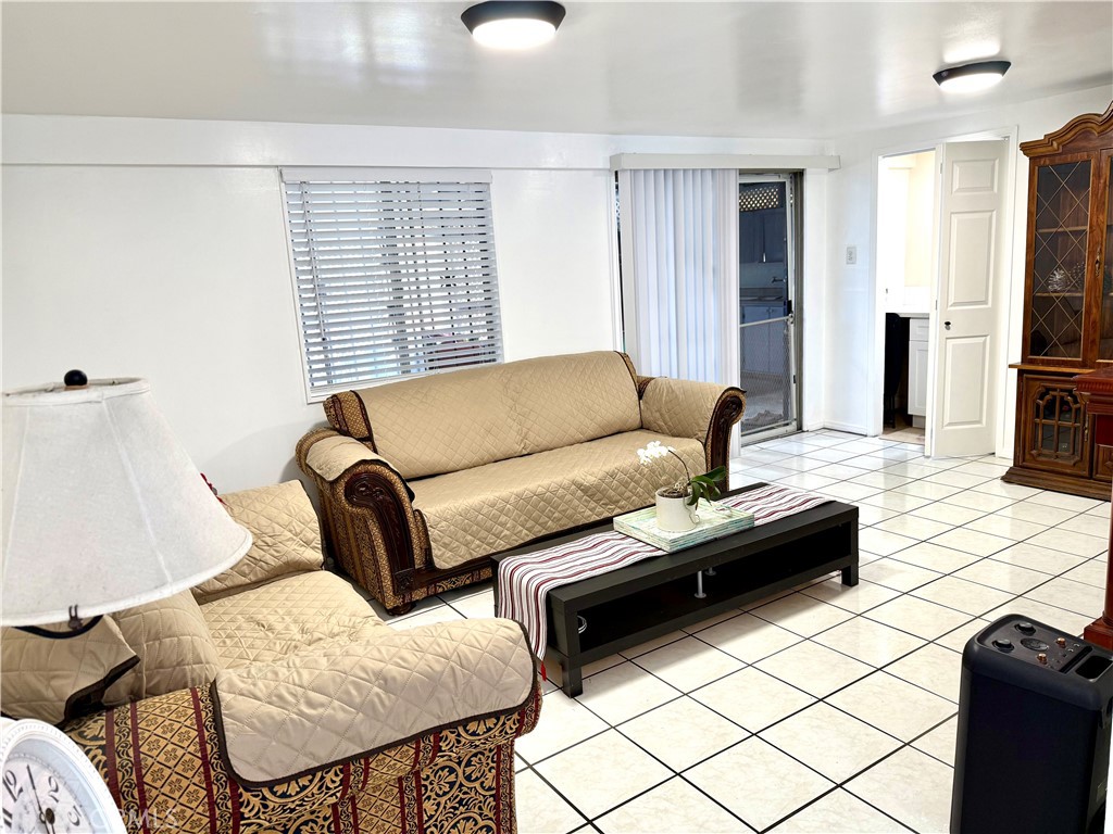 22433 Island Carson Ca Carson, CA 90745 - Photo 27 of 54
