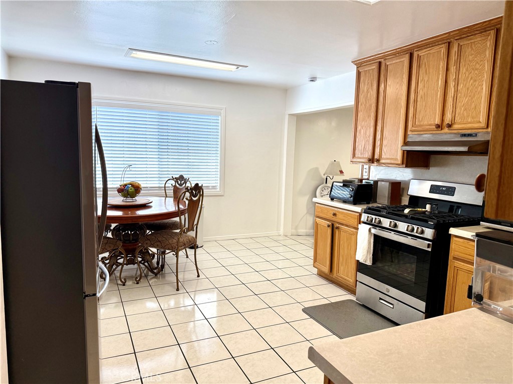 22433 Island Carson Ca Carson, CA 90745 - Photo 36 of 54