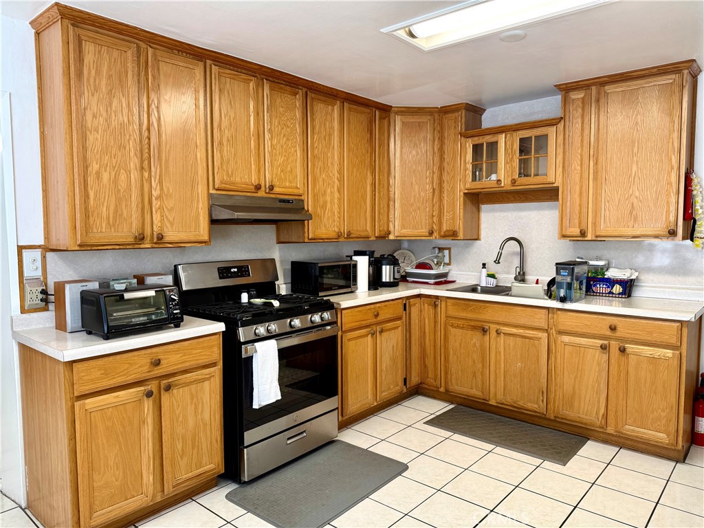 22433 Island Carson Ca Carson, CA 90745 - Photo 38 of 54