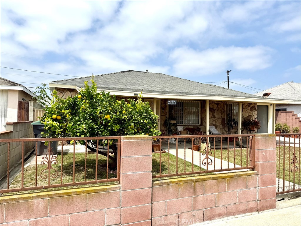 22433 Island Carson Ca Carson, CA 90745 - Photo 4 of 54