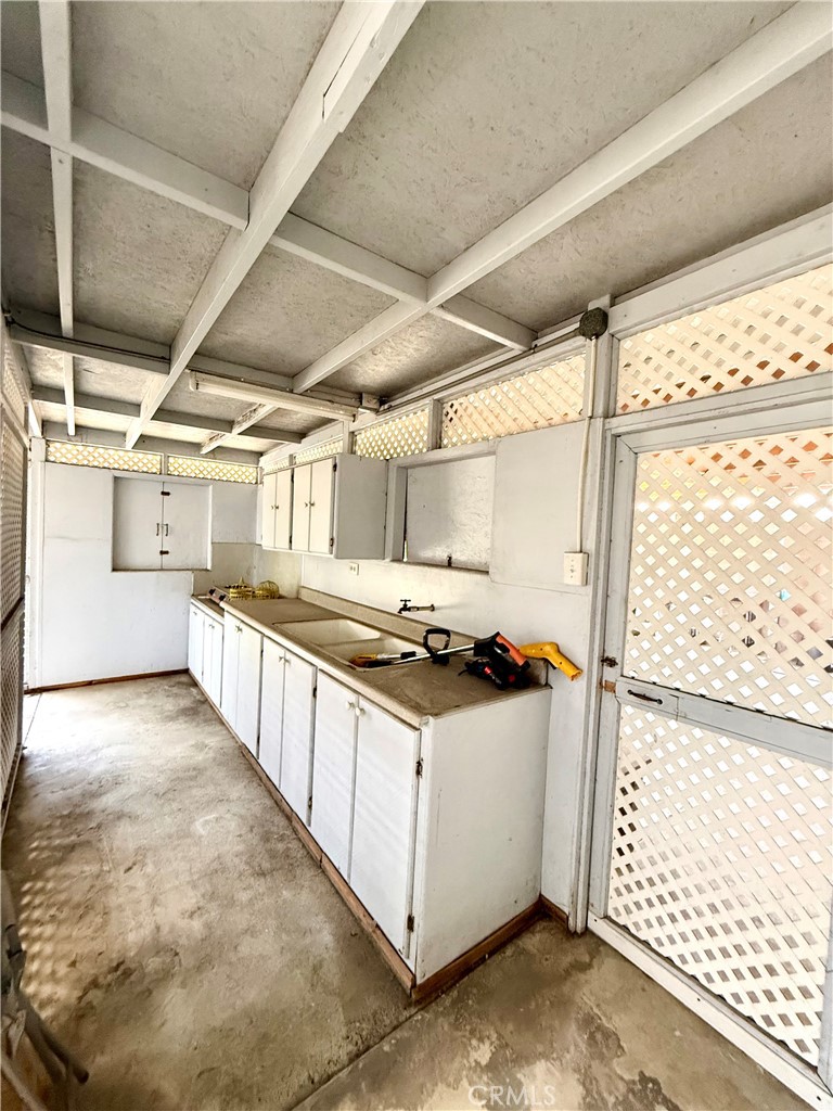 22433 Island Carson Ca Carson, CA 90745 - Photo 44 of 54
