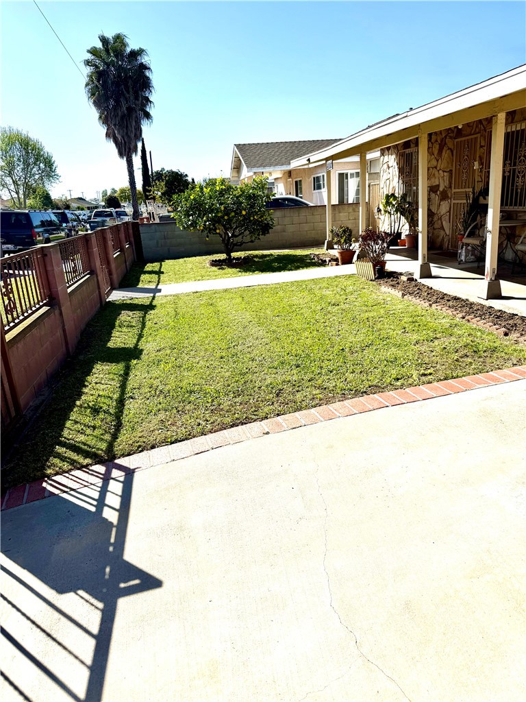 22433 Island Carson Ca Carson, CA 90745 - Photo 9 of 54