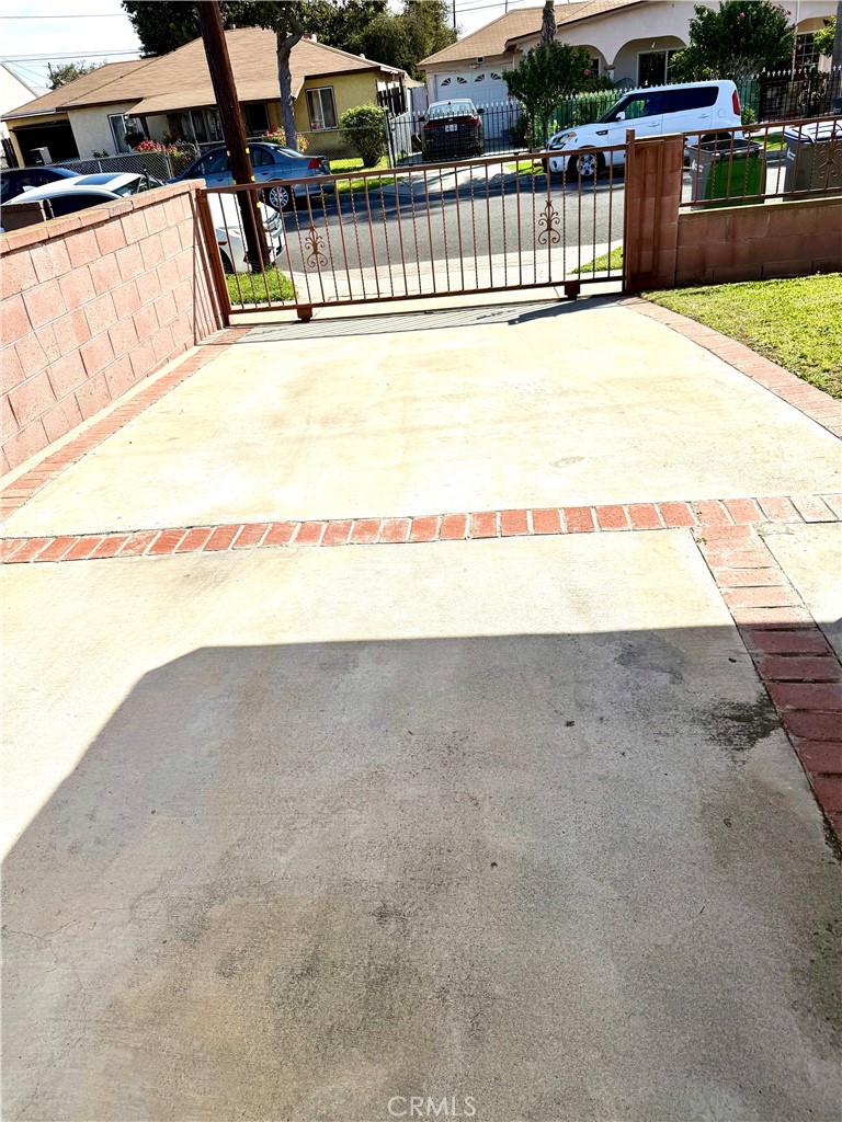 22433 Island Carson Ca Carson, CA 90745 - Photo 10 of 54