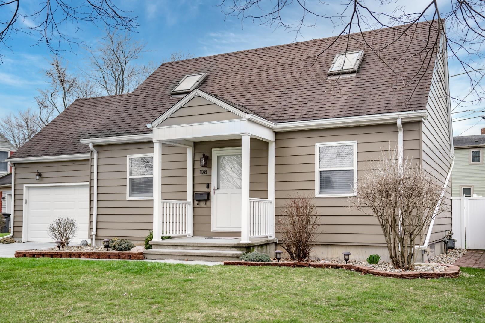 128 Harvester Lane Decatur, IN 46733 - Photo 1 of 28