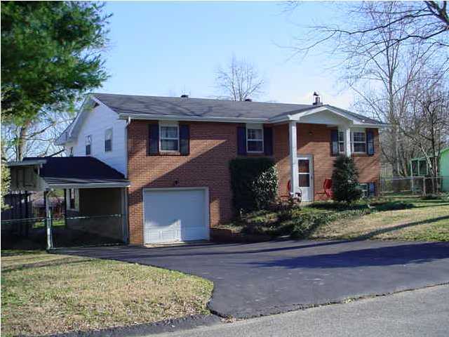 8908 Drake Parkway Road Chattanooga, TN 37416 - Photo 1 of 1 Primary Photo