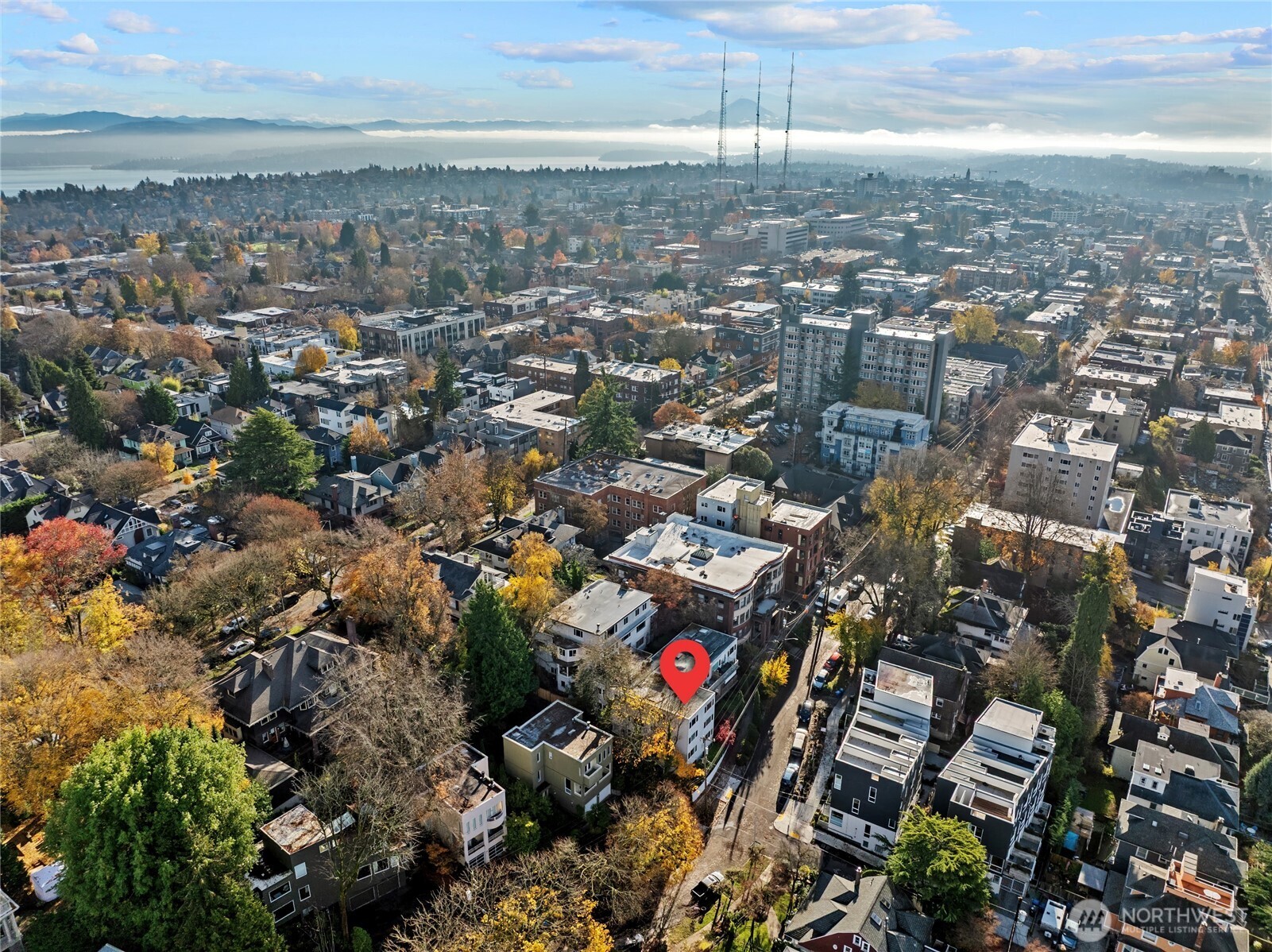 634 13th Avenue East, Unit 17 Seattle, WA 98102 - Photo 32 of 39 an aerial view of multiple house