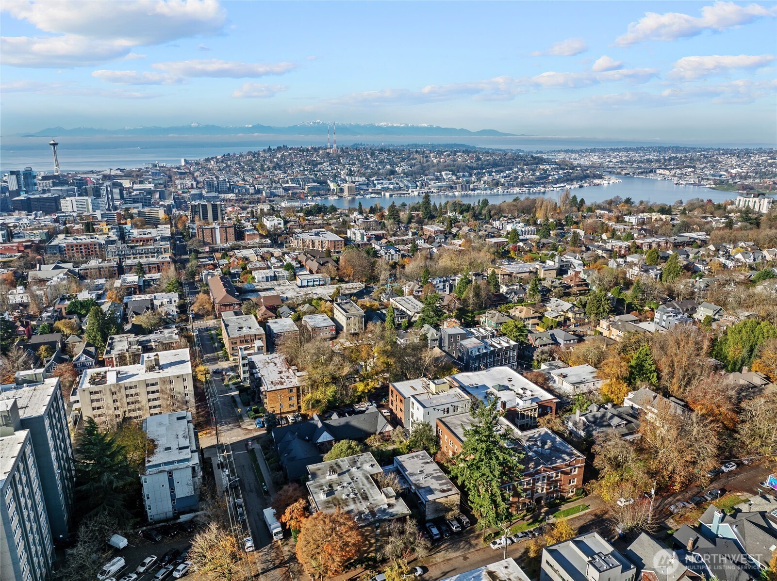 634 13th Avenue East, Unit 17 Seattle, WA 98102 - Photo 37 of 39 an aerial view of a city