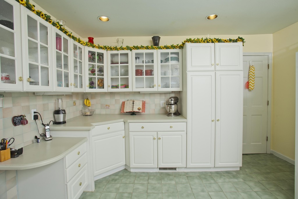 807 Tinkham Road Wilbraham, MA 01095 - Photo 12 of 20