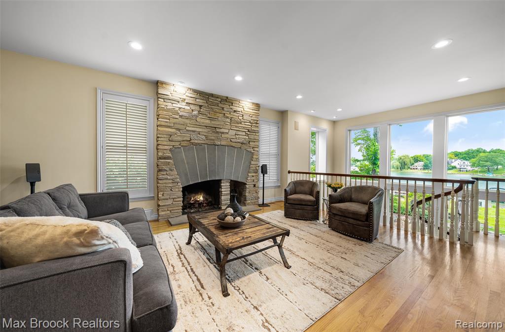 6510 Commerce Road West Bloomfield, MI 48324 - Photo 24 of 40