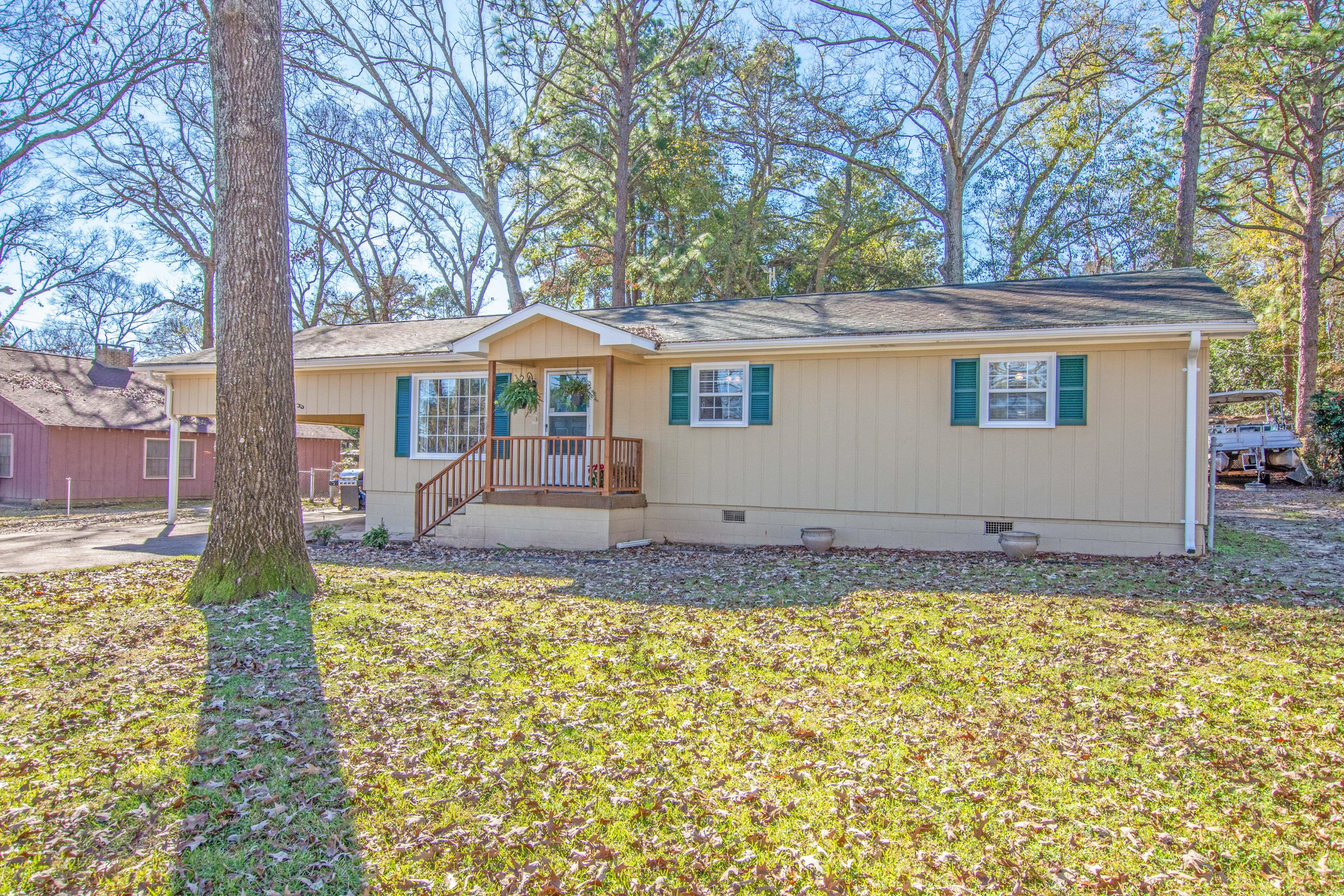136 Shuler Street Santee, SC 29142 - Photo 3 of 32 136 shuler 1-35
