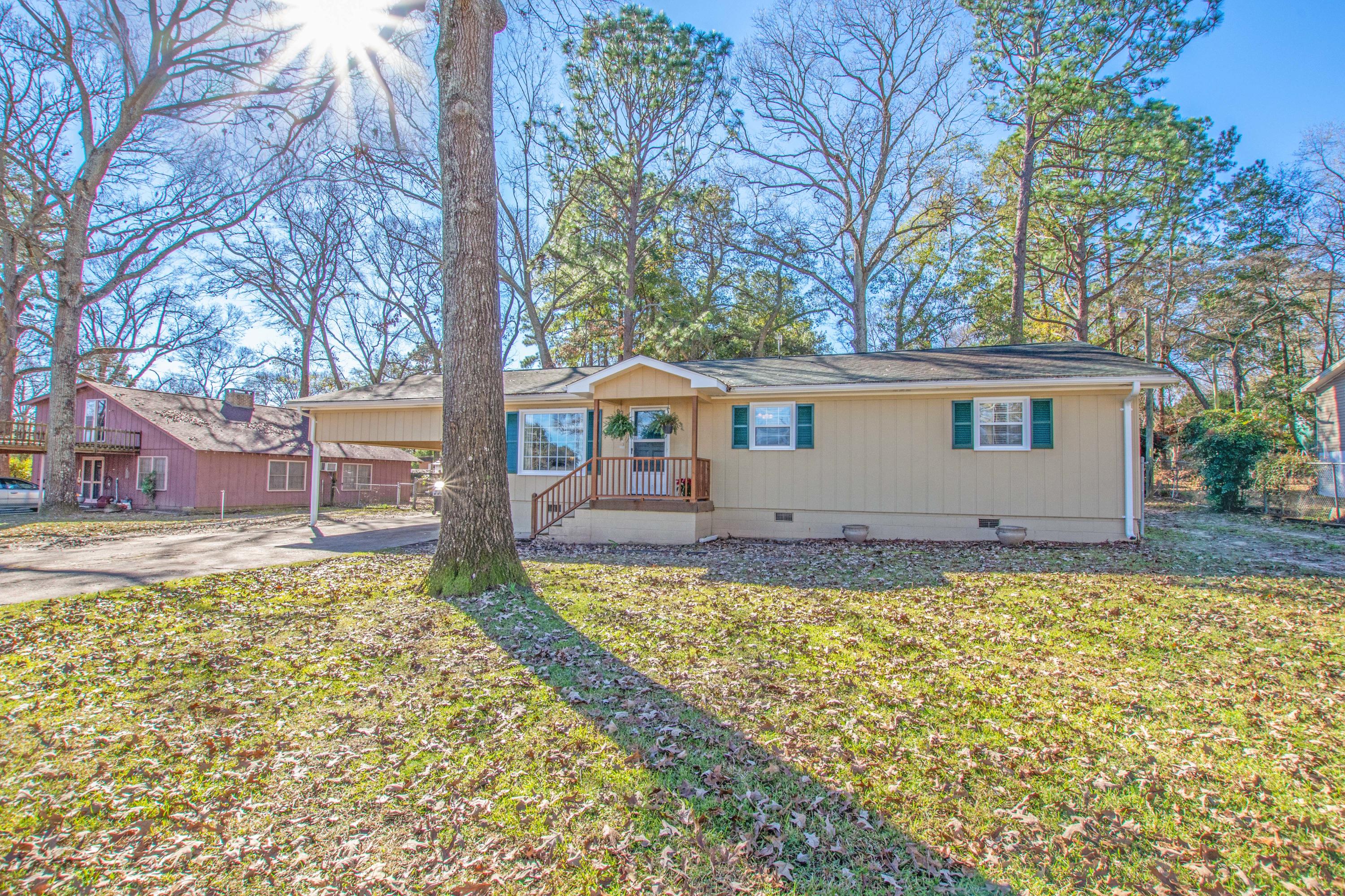 136 Shuler Street Santee, SC 29142 - Photo 8 of 32 136 Shuler 1-33