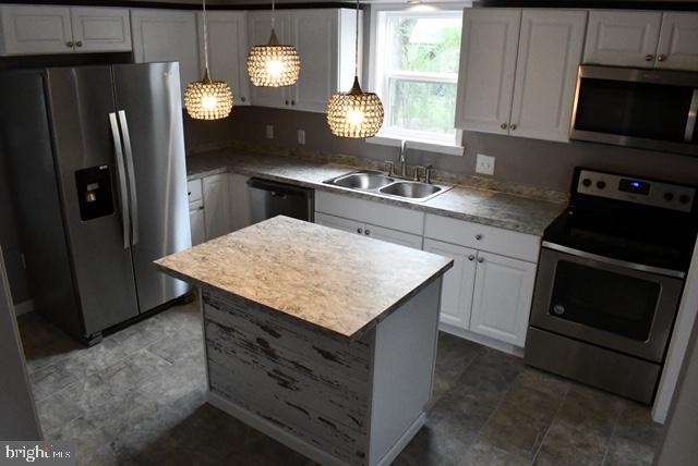 1851 Spring Road Carlisle, PA 17013 - Photo 5 of 23 Gallery Image 5
