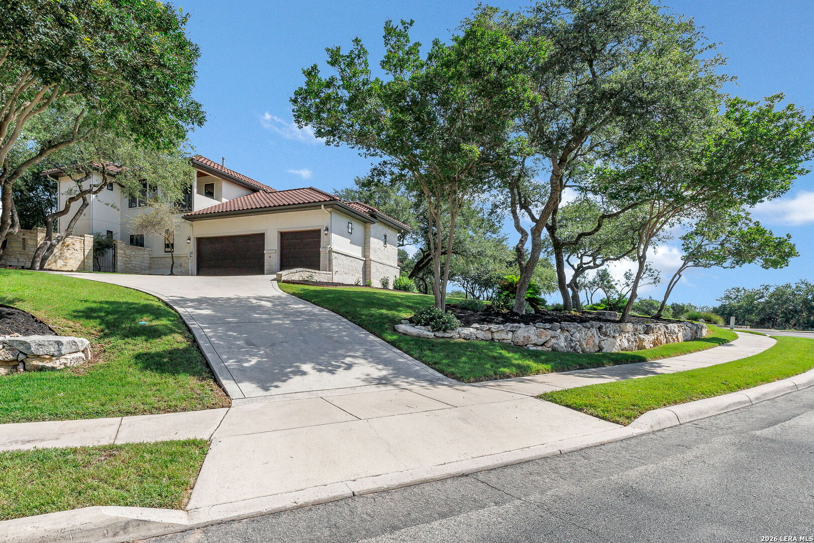 619 Legacy Ridge San Antonio, TX 78260 - Photo 5 of 98