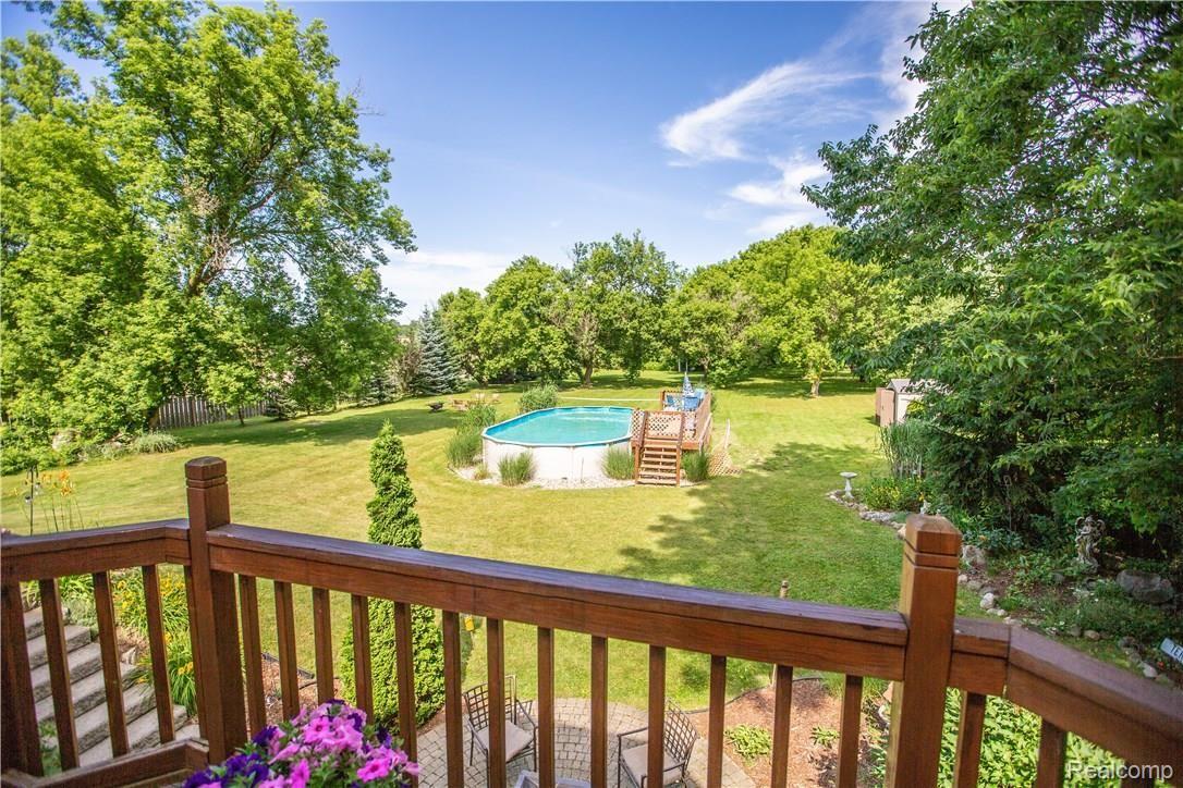 2571 Pinckney Road Howell, MI 48843 - Photo 31 of 35 28XE1A4678-Full.jpg