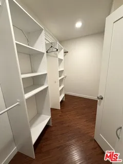 $420,000 | 4506 Saugus Avenue, Unit 10, Sherman Oaks, CA 91403