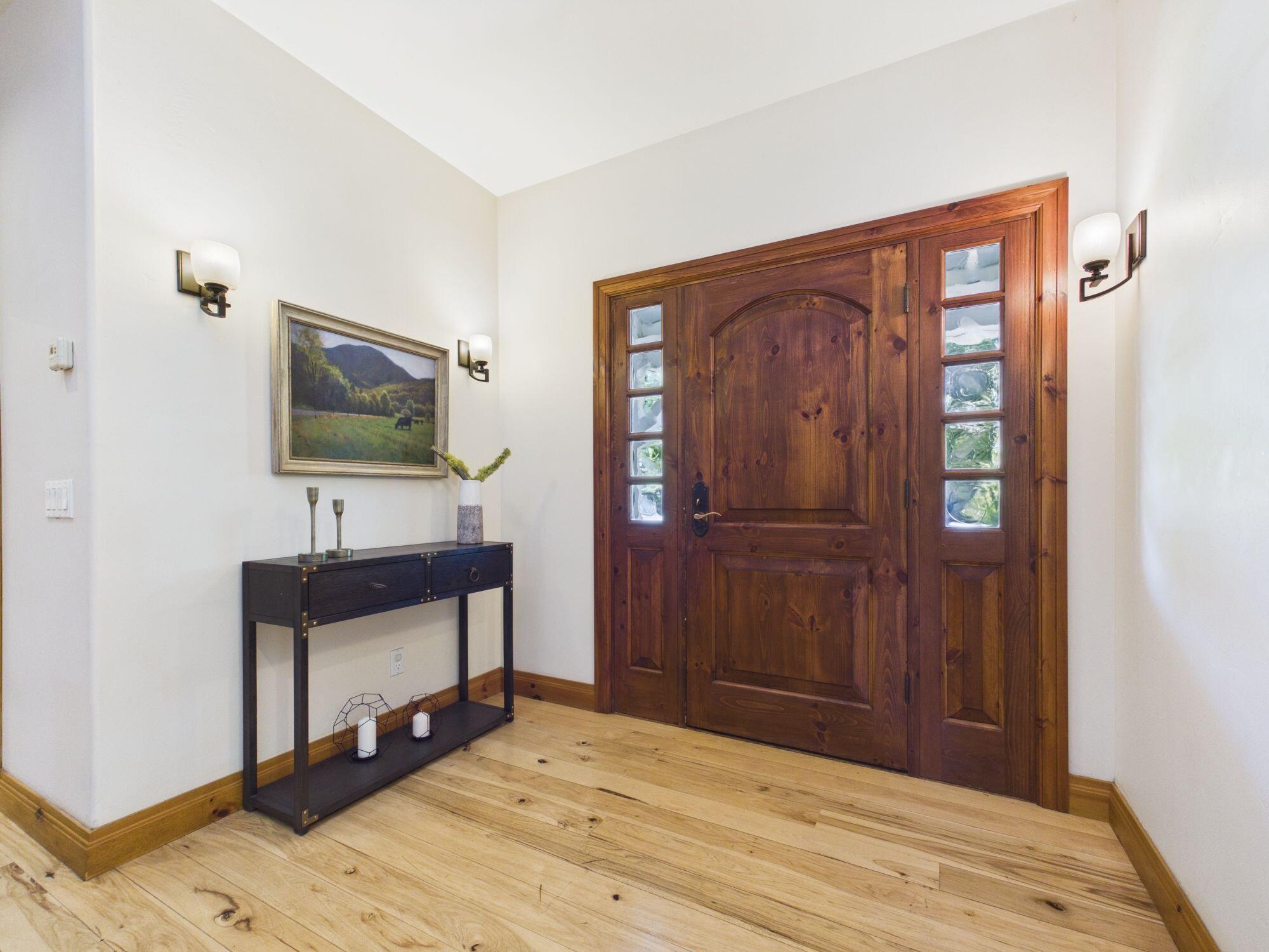 721 Hailey Drive Hailey, ID 83333 - Photo 2 of 26 Entry Way