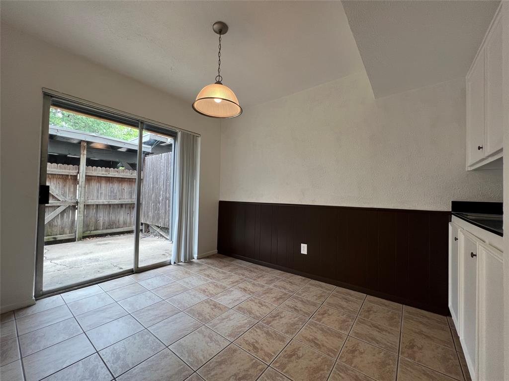 1908 Camden Court, Unit 3 Denton, TX 76205 - Photo 8 of 17
