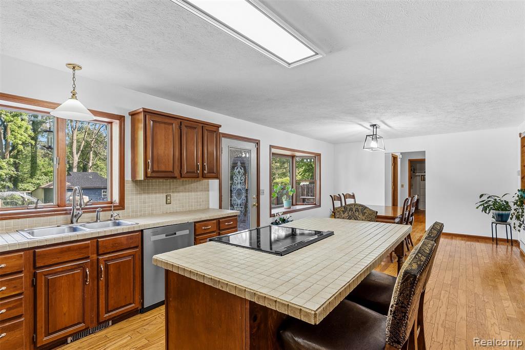 6699 Lansing Road Durand, MI 48429 - Photo 16 of 53