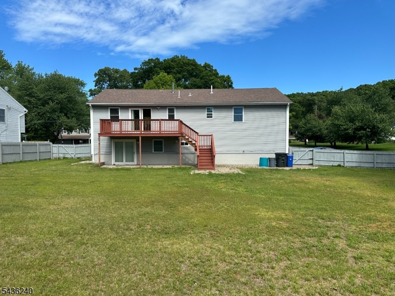 2 Hastings Road Morris Plains, NJ 07950 - Photo 2 of 27