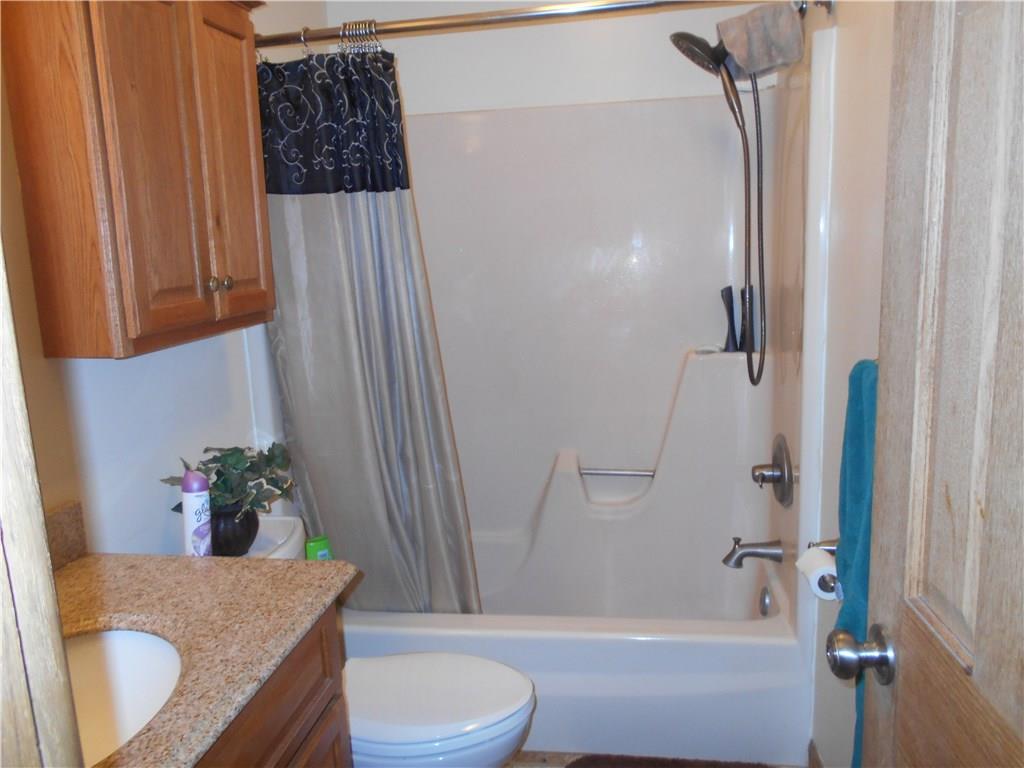 232 Foster Road Beaver Falls, PA 15010 - Photo 12 of 25 Gallery Image 12
