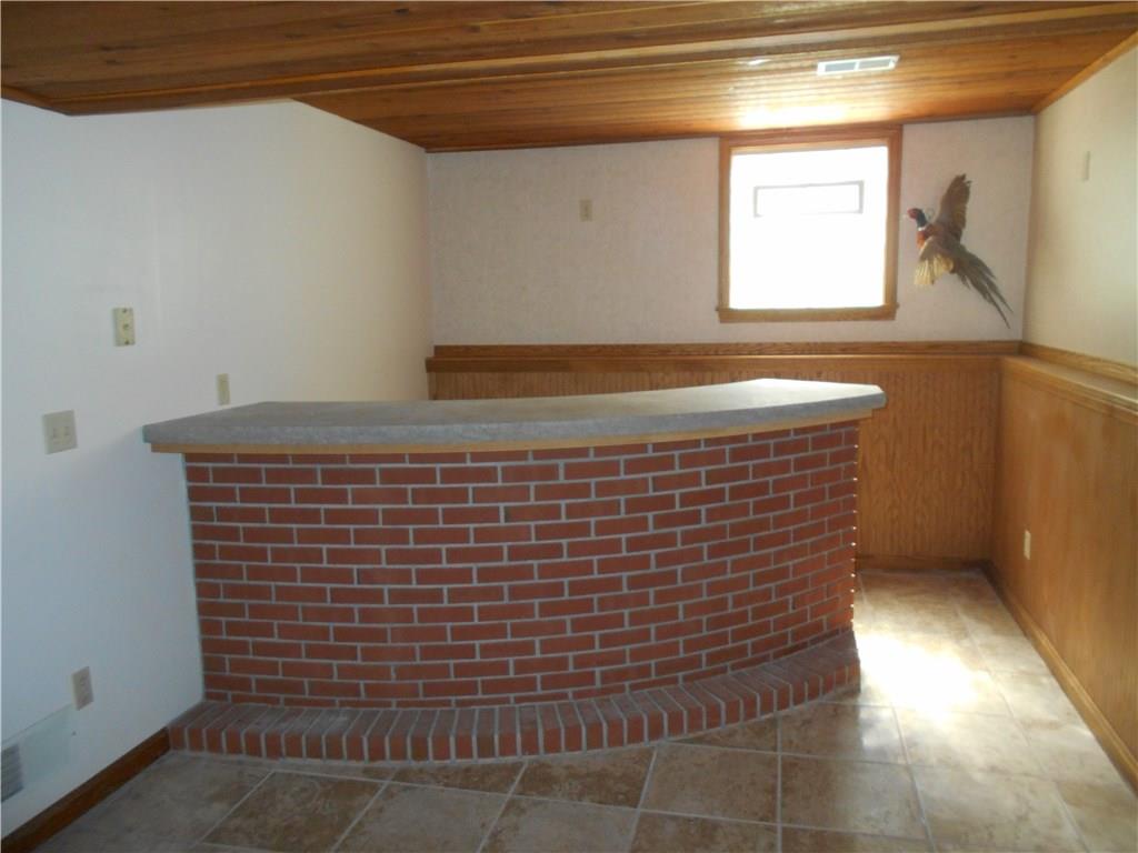 232 Foster Road Beaver Falls, PA 15010 - Photo 18 of 25 Gallery Image 18