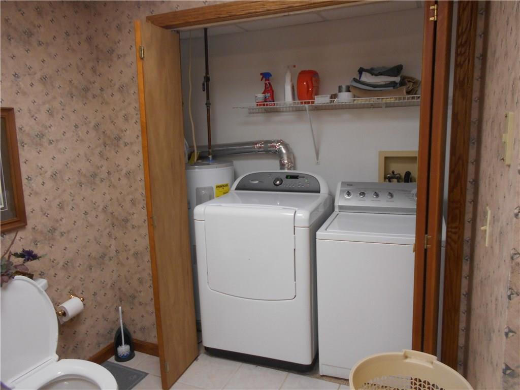 232 Foster Road Beaver Falls, PA 15010 - Photo 19 of 25 Gallery Image 19