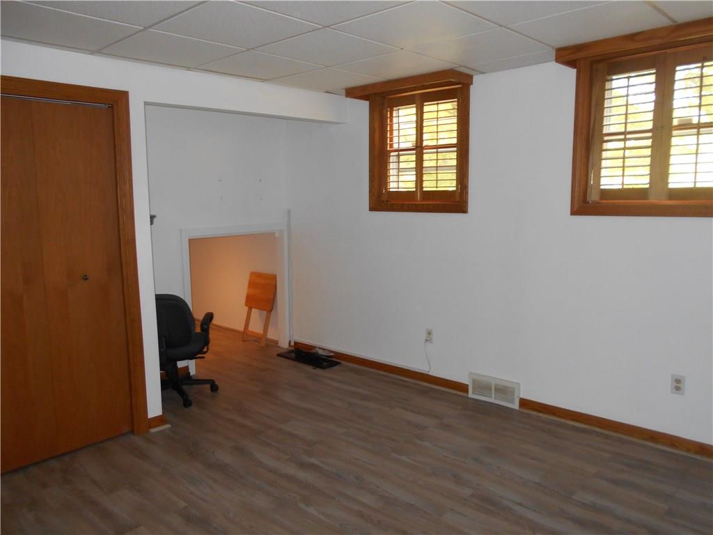 232 Foster Road Beaver Falls, PA 15010 - Photo 22 of 25 Gallery Image 22