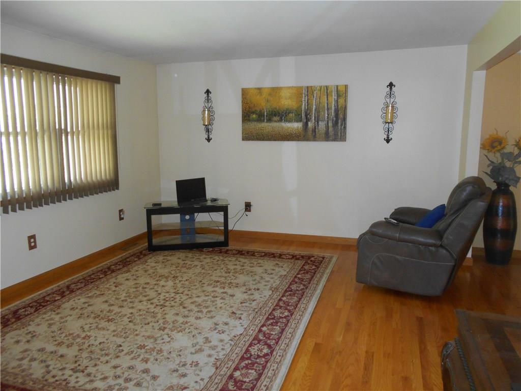 232 Foster Road Beaver Falls, PA 15010 - Photo 7 of 25 Gallery Image 7