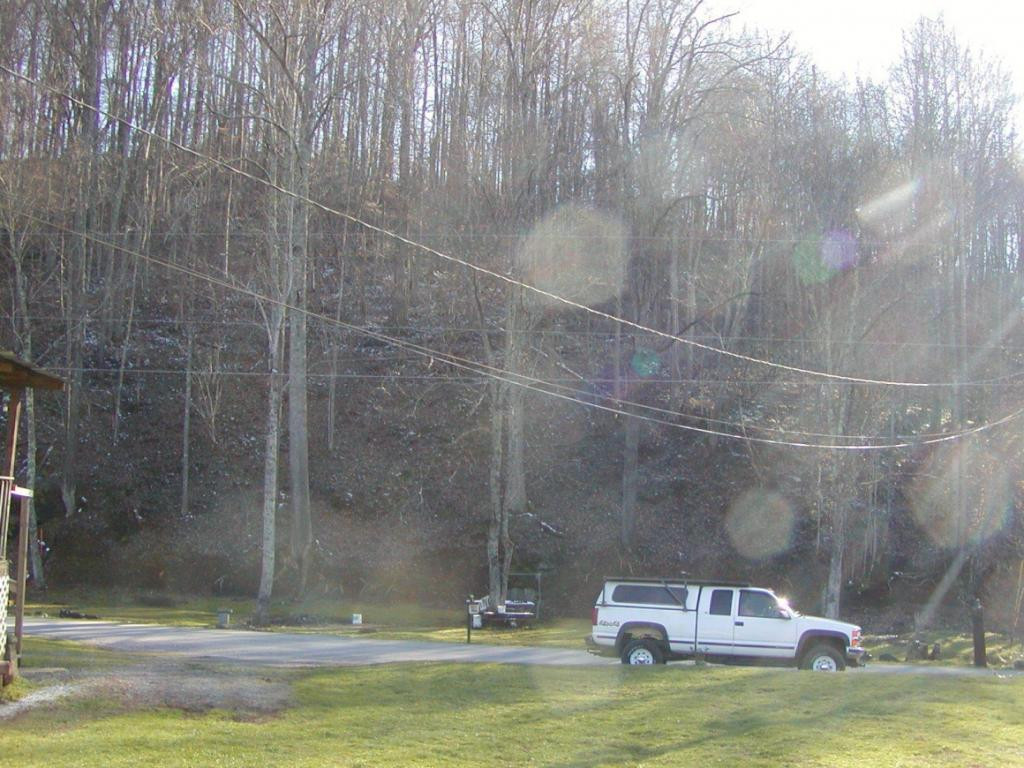 134 Taylor Hollow Road Elizabethton, TN 37643 - Photo 3 of 16 Photo 3
