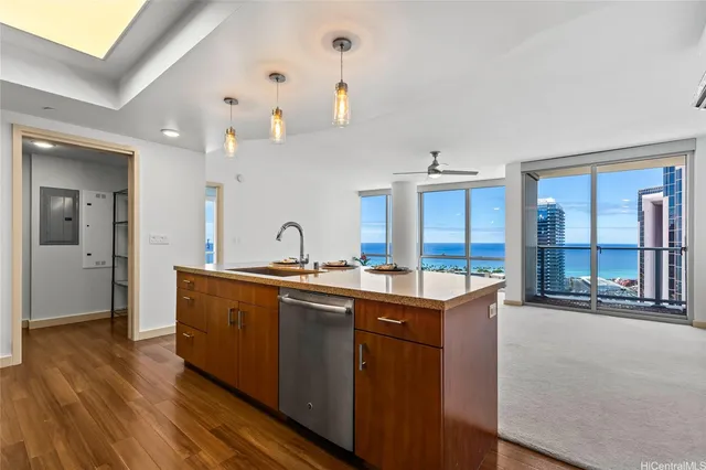 $1,390,000 | 555 South Street, Unit 3405, Honolulu, HI 96813