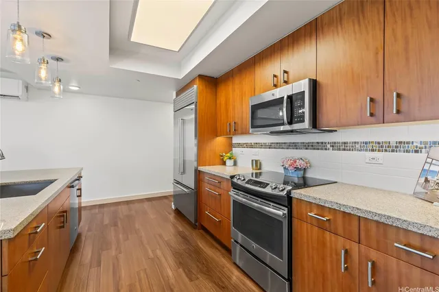 $1,390,000 | 555 South Street, Unit 3405, Honolulu, HI 96813