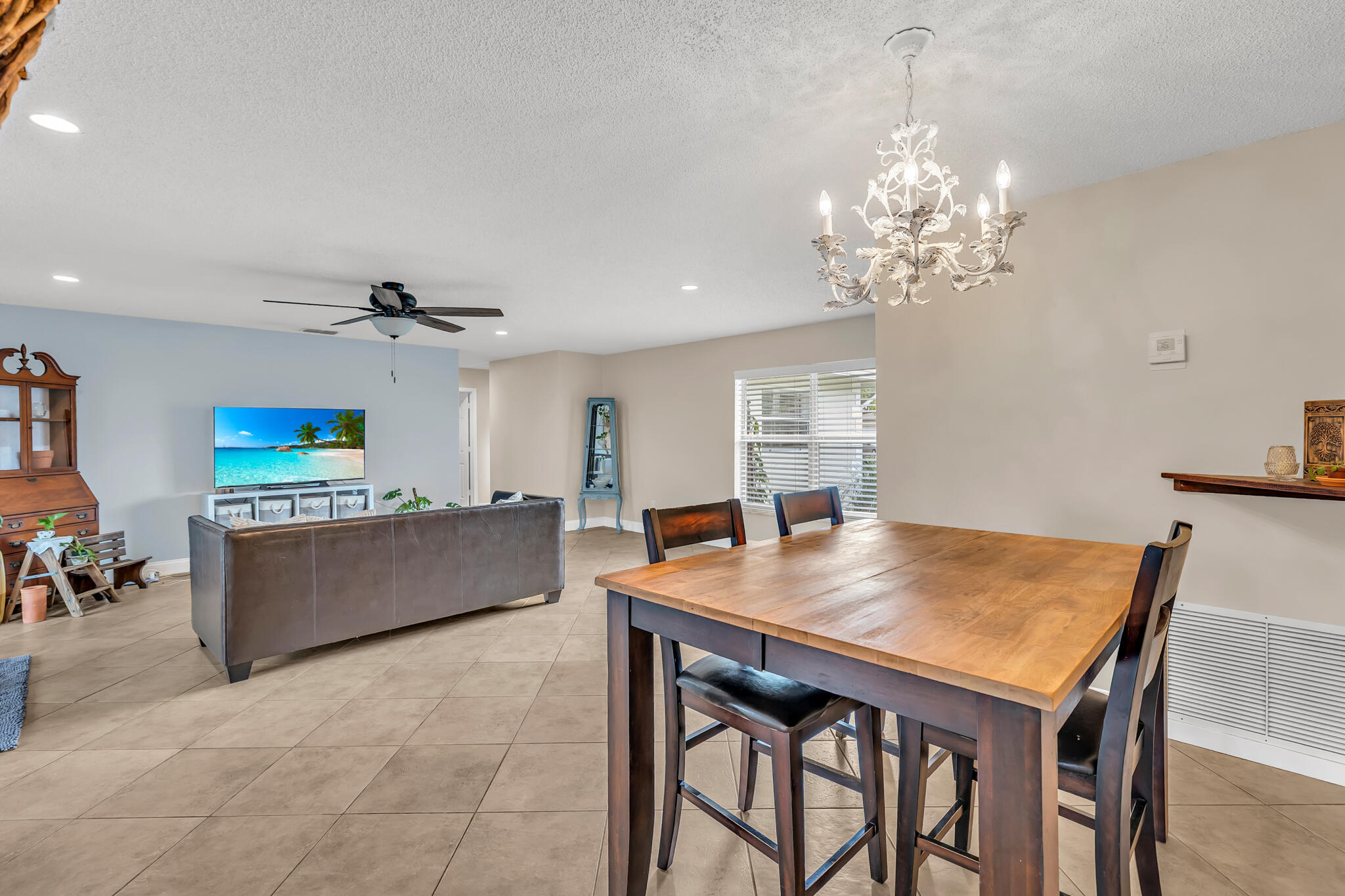 4648 Addison Street Boca Raton, FL 33428 - Photo 10 of 31 JN-33