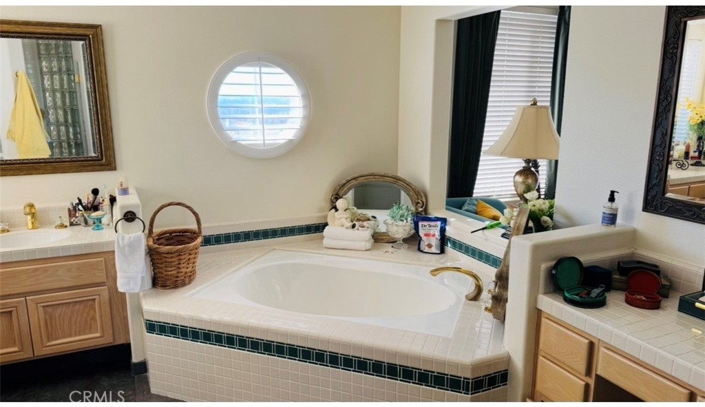 27130 South Ridge Drive Mission Viejo, CA 92692 - Photo 14 of 17