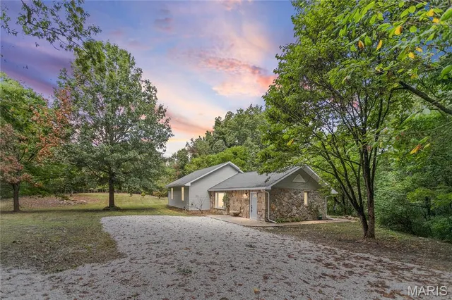 $243,660 | 16665 Liberty Ridge Road, Grafton, IL 62037