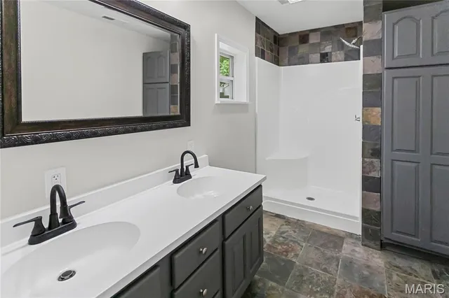 $243,660 | 16665 Liberty Ridge Road, Grafton, IL 62037