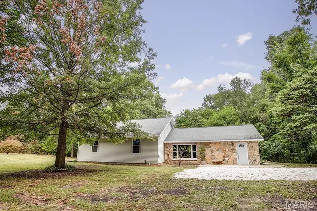 $243,660 | 16665 Liberty Ridge Road, Grafton, IL 62037