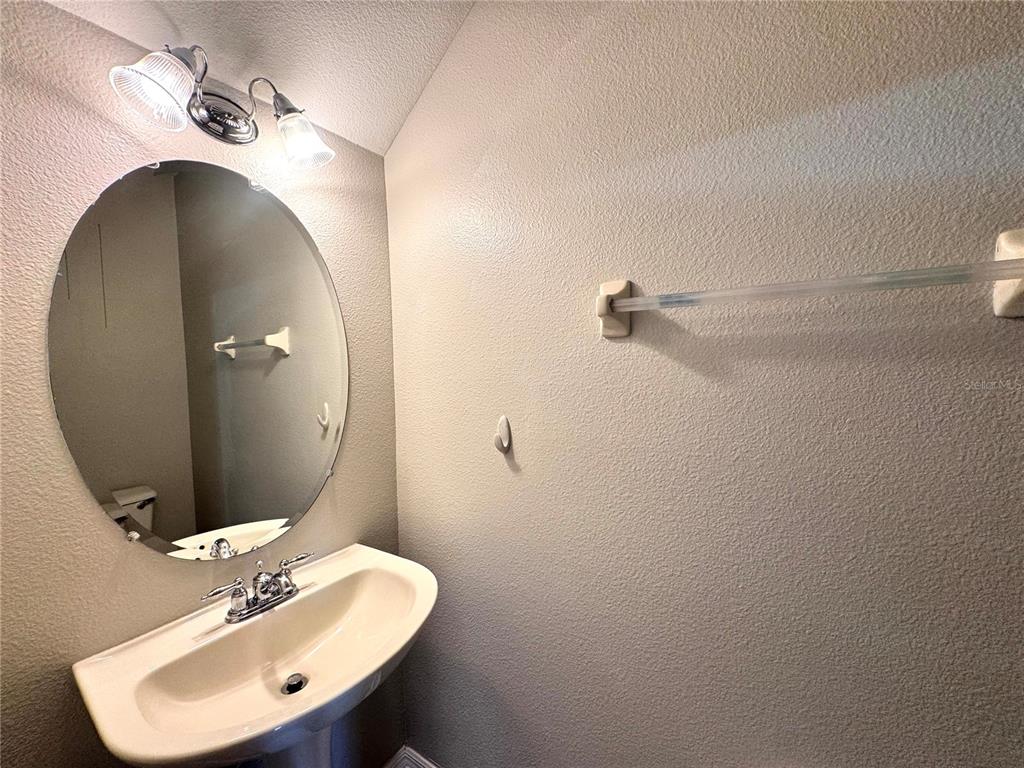 3411 Wilshire Way Road, Unit 24 Orlando, FL 32829 - Photo 11 of 20