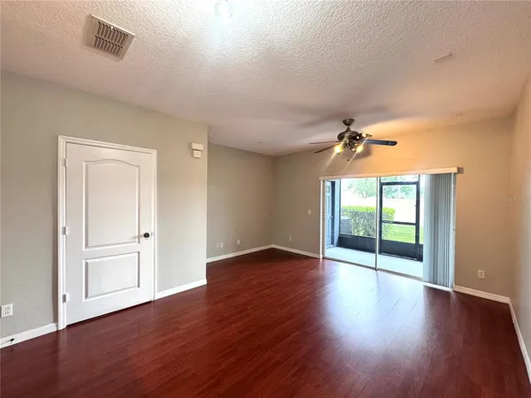 $1,699 | 3411 Wilshire Way Road, Unit 24, Orlando, FL 32829