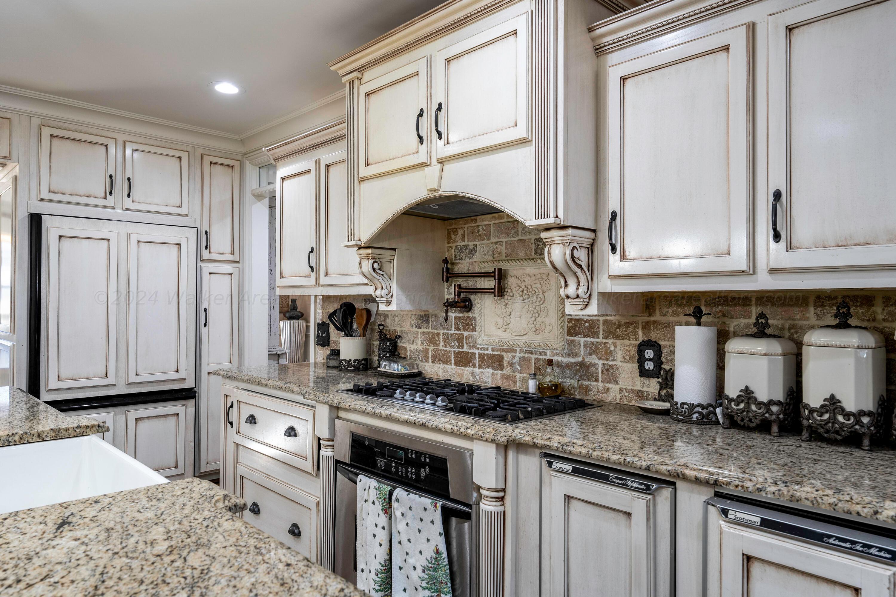 207 East Ridgewood Road Jasper, AL 35504 - Photo 14 of 41 Gallery Image 14