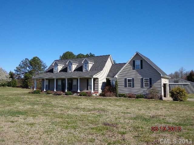 136 Old Fallston Road Cherryville, NC 28021 - Photo 1 of 12 Gallery Image 1