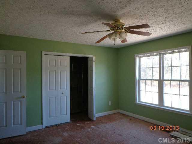 136 Old Fallston Road Cherryville, NC 28021 - Photo 4 of 12 Gallery Image 4