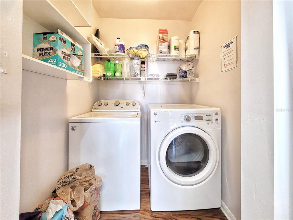 2601 Southwest Archer Road, Unit H330 Gainesville, FL 32608 - Photo 9 of 28 a view of bathroom
